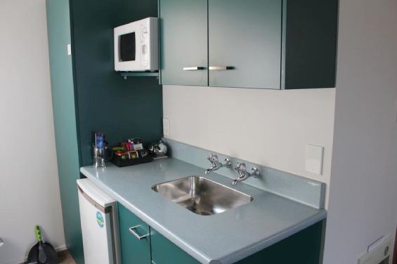 Studio Unit kitchenette